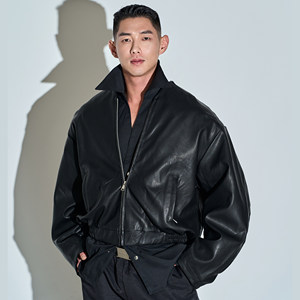 
OUTOF - Model number 95 Three-dimensional silhouette loose leather jacket for men, hardware logo leather jacket