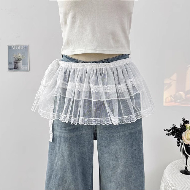 Retro Korean version of lace hooked mesh skirt for women in spring 2025 niche layered cake short skirt ass curtain