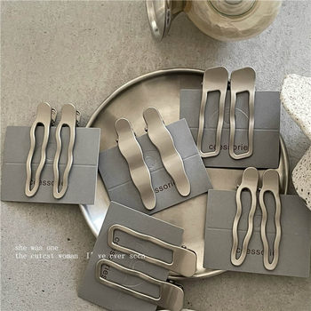 Premium gray frosty wind metal matte wavy hair clip