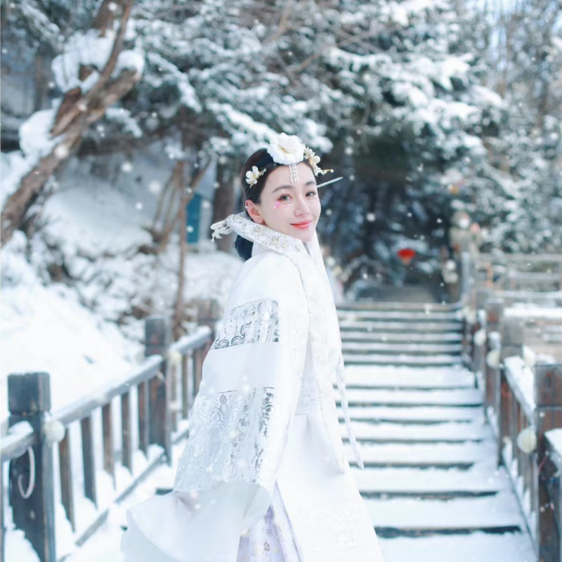 哈尔滨雪乡亚布力三日旅游东北旅游雪乡旅游3天2晚跟团游6人小团