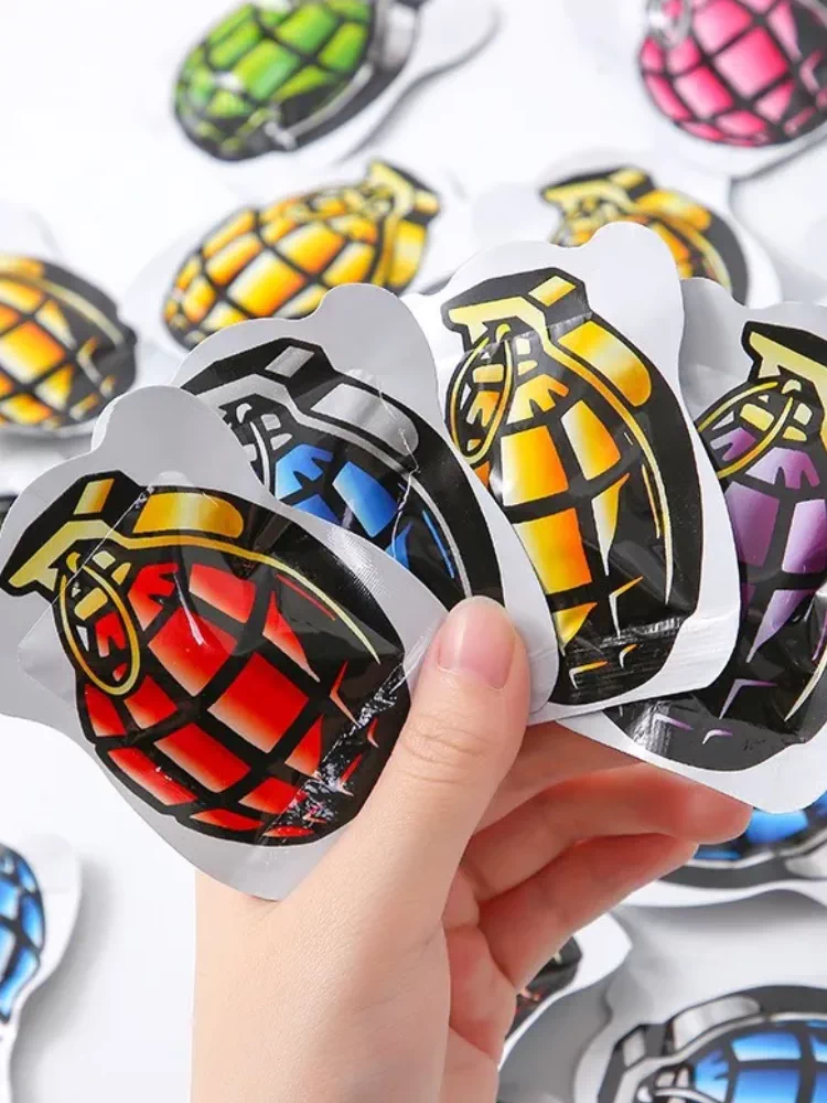 仿真手雷可爆炸玩具摔响炮儿童手榴弹炸包整蛊恶作剧解压新年响炮