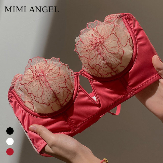 French sexy bra, lace underwear, big breasts, small thin cup, soft