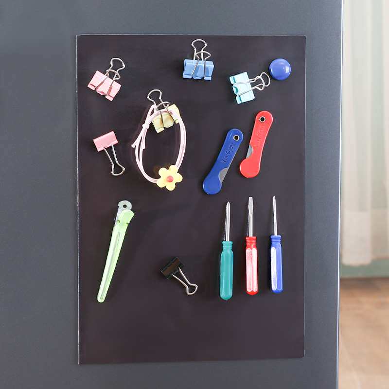 A4자석패치는 뒷면 접착자석시트, 사무용품정리후크, 자석시트, 교구, 냉장고 자석스티커로 잘라낼 수 있습니다.