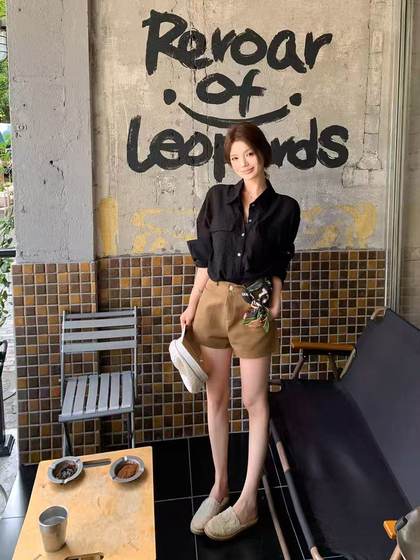 
Platinum silk store autumn European new style fat mm two-piece set loose slim shirt with high waist A-line pants set thick