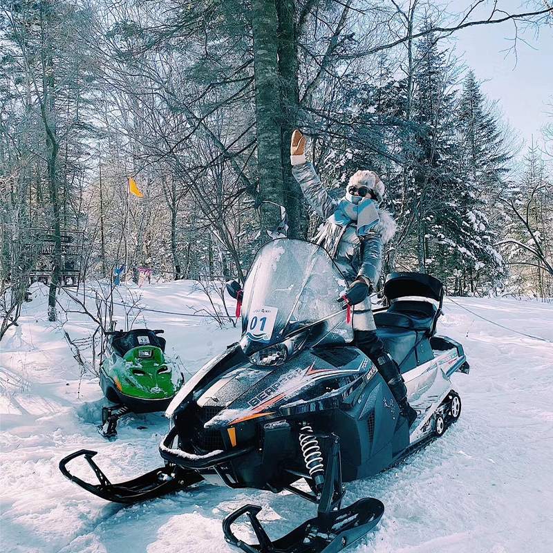 8人拼小团 东北吉林雾凇雪乡哈尔滨冰雪大世界长春伪满皇宫6天5晚