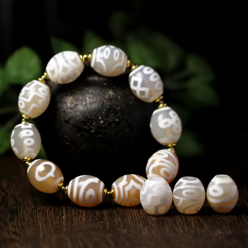 くまごろう瑪瑙　白毫天珠　9-223 数珠 女性用 二連 白珊瑚6mm 共・上仕立 正絹蛍房 — 仏壇・仏具専門店