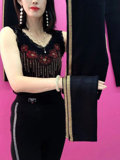 Bottom pants autumn and winter plus velvet thickened black small foot pencil long pants mothers boots pants women's pants wearing large size women
