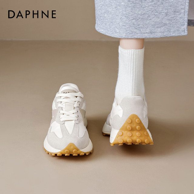 Daphne thick-soled Gan shoes for women 2025 new autumn white dad sports heightening white shoes moral training shoes