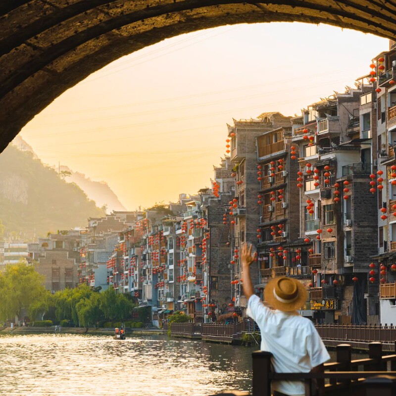 贵州旅游纯玩五日游贵阳黄果树瀑布西江千户苗寨小七孔5天4晚跟团