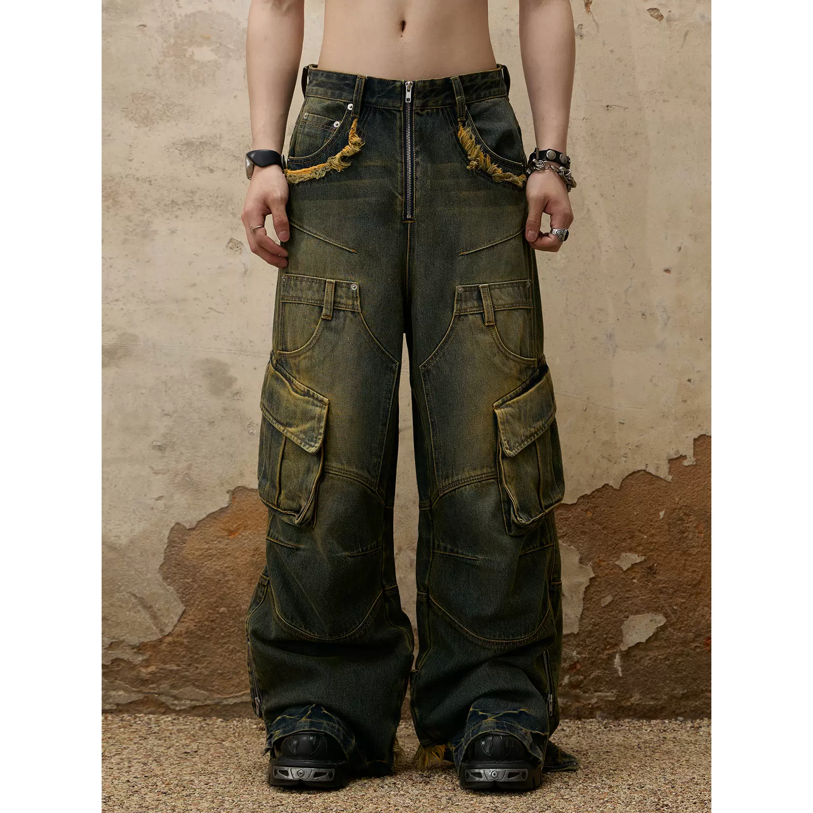 超美品の PERSONSOUL デニム - メンズ Dirty Jeans Jeans Armor ...