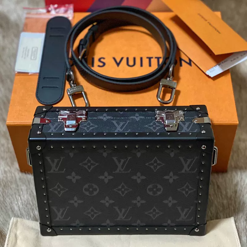 Louis Vuitton Clutch Box (M20251)