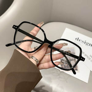 Retro literary square student Su Yan Bester Glasses Female Black Slender Fashion Net Red Iopathic Glasses Tide
