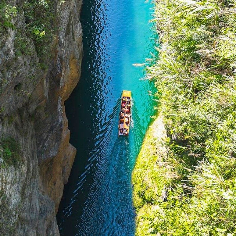 恩施5日游 武汉动车往返恩施大峡谷腾龙洞地心梭布垭全景纯玩连住