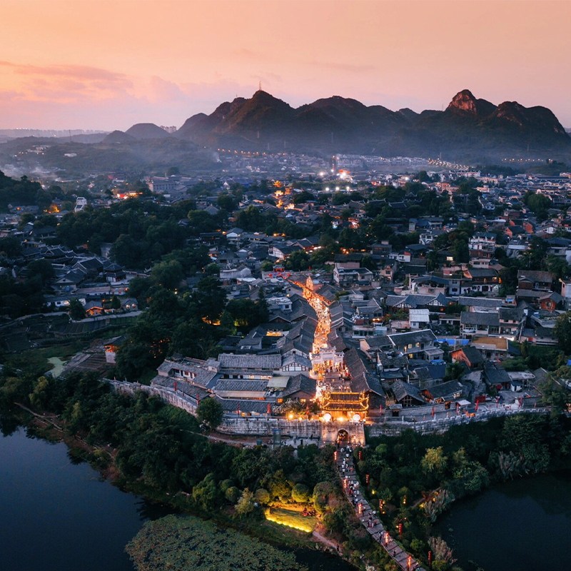 贵州贵阳6日5晚黄果树瀑布小七孔西江苗寨天眼科普基自由行