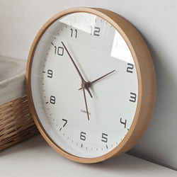 Solid Wood Wall Clock for Living Room 2025 New Model Home Use Modern Simple Elegant Creative Quartz Clock Wall Hanging High-End Feel