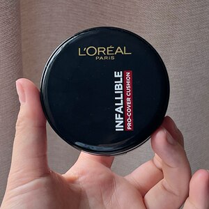 L'Oreal Black Fat Cushion Moisturizing BB Cream Foundation Dumpling Oil Control Concealer Never Show Makeup Makeup Powder
