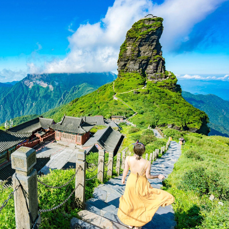 真纯玩2人起精品小团 贵州旅游梵净山黄果树西江苗寨6天5晚跟团游