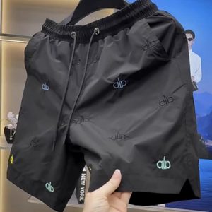 
American men's embroidered shorts for summer wear 2025 new versatile five-point pants sports casual quick-drying beach pants