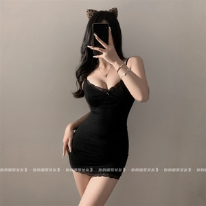 Meow: Pure lace hot girl with hip skirt with chest pad showing off her body slim body slinging suspender nightgown for women to wear outside
