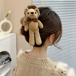 Cartoon Bear Large Plush Hair Clip for Autumn and Winter, Suitable for Thick Hair at the Back of the Head, Cute Korean Style Half-Up Hair Clip, Shark Clip