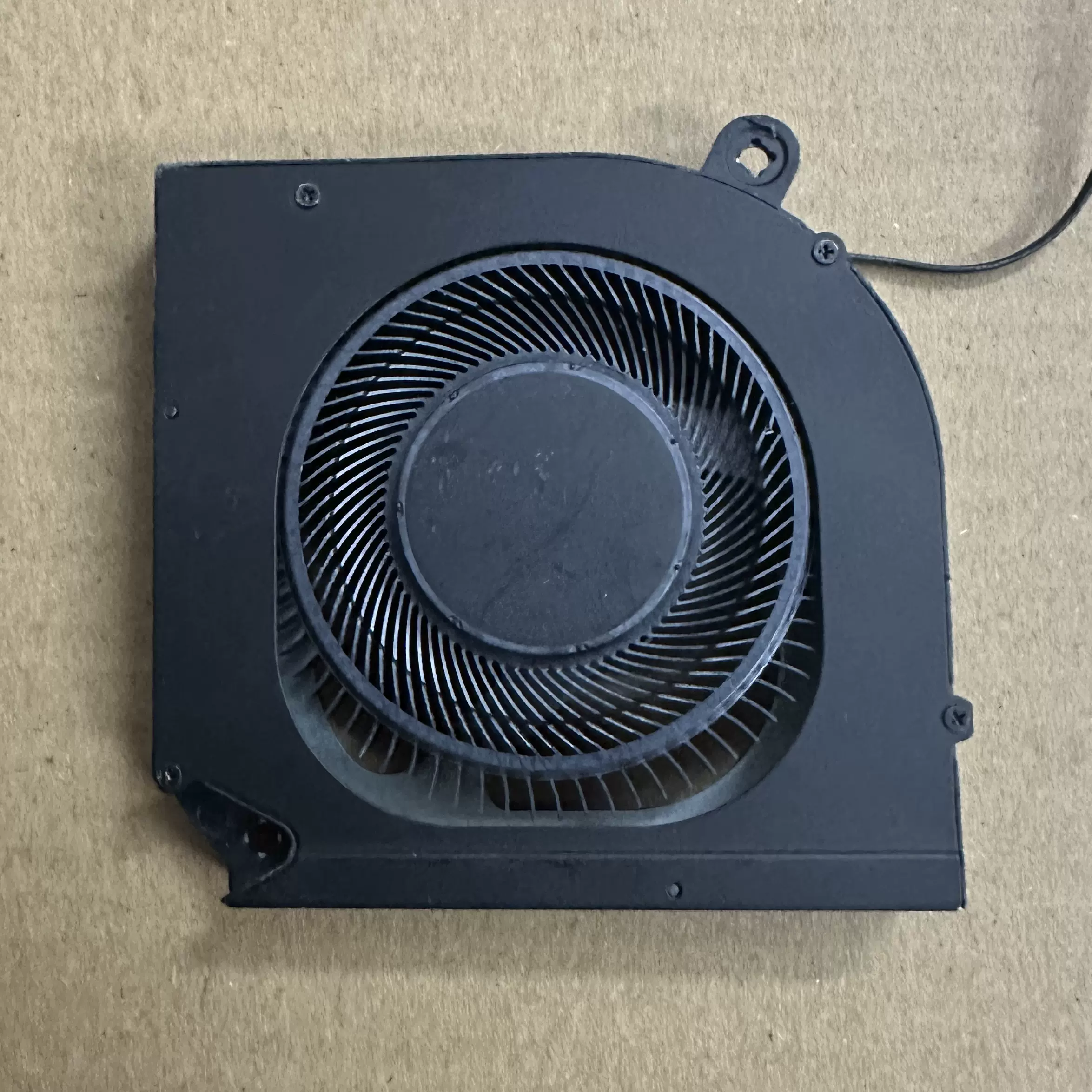 Laptop CPU Fan For Lenovo EG75070S1-1C050-S9A DC28000E6S1 DC5V 2.25W
