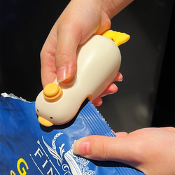 Mini Sealing Machine, Small Household Manual Press-Type Snack Plastic Bag Sealing Machine, Magnetic Suction Packaging Bag Sealer