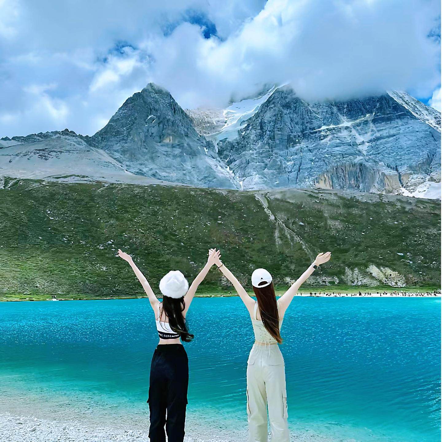 成都川西跟团游4天3晚稻城亚丁纯玩小团鱼子西理塘可选双汽或单汽