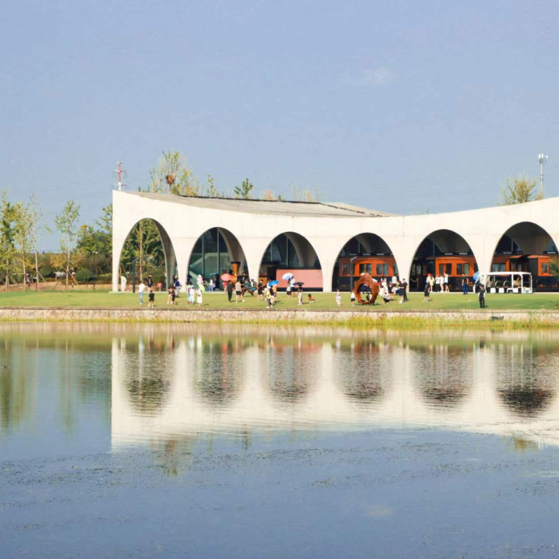 嘉兴南湖/南湖革命纪念馆/银杏天鹅湖/嘉兴文化艺术中心 一日游