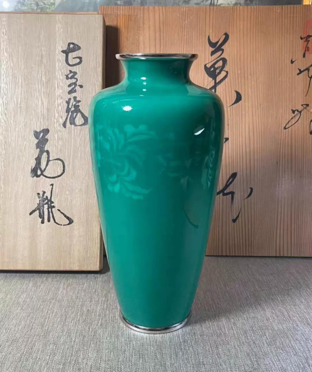 安堂七宝翡翠色花瓶 安堂七宝翡翠色花瓶