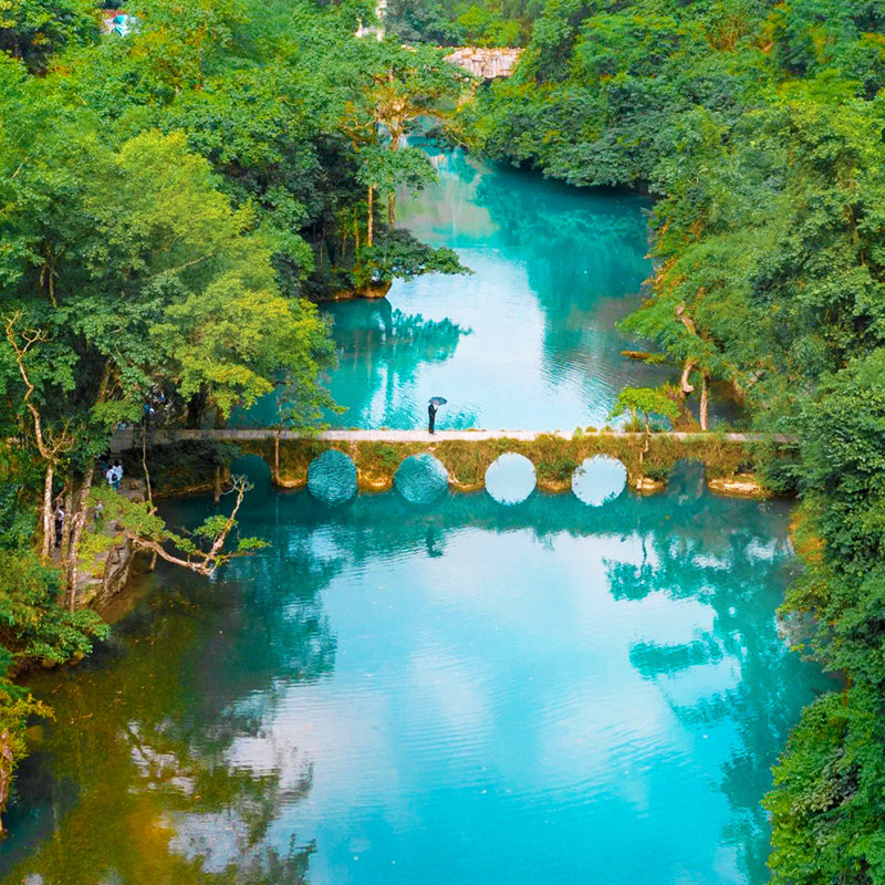 【1-6人小团】贵州旅游纯玩5天4晚织金洞黄果树小七孔西江苗寨