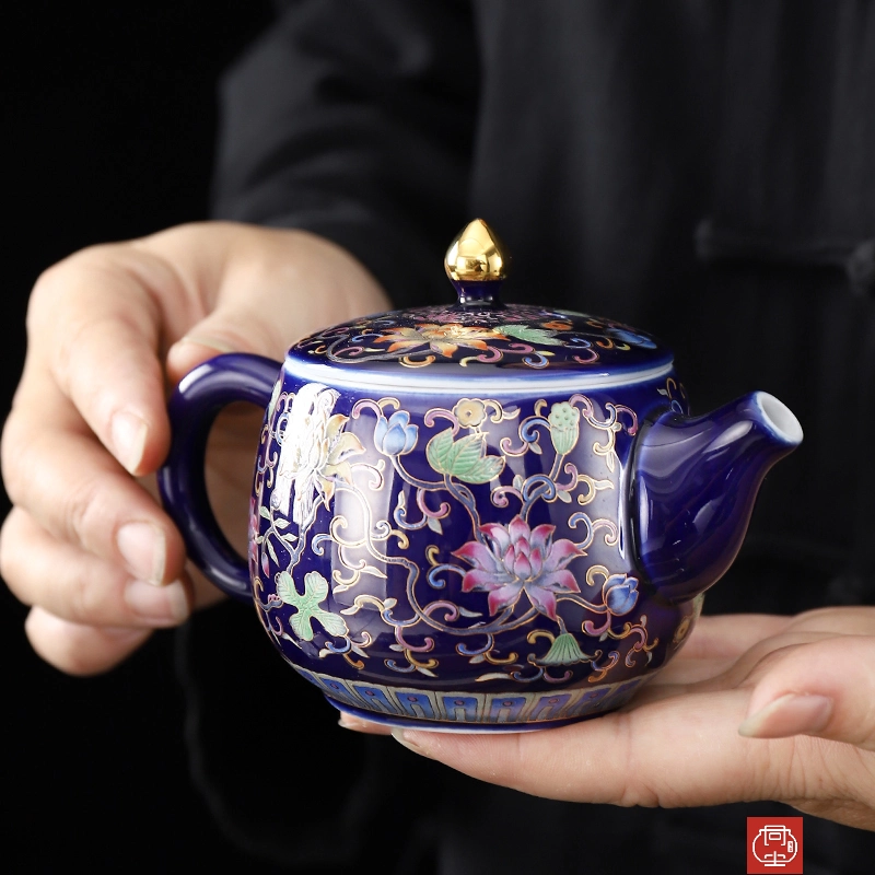 極上品 景泰藍琺瑯彩 茶壺 酒壺 急須 茶道具 煎茶道具 文房置物 稀少  極上品 銅胎景泰藍 琺瑯彩 七宝焼 花卉紋 花鳥壺 茶壺 酒壺 急須