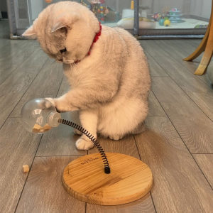 
Solid wood cat toys leaking food balls cat self-sexual relief tool pet supplies cat food snack feeding device cat stick