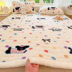 Cute Milk Velvet Mattress Pad for Home Use, Girly Style, Thickened Coral Fleece Bed Cover and Mattress Protector Three-Piece Set for Winter