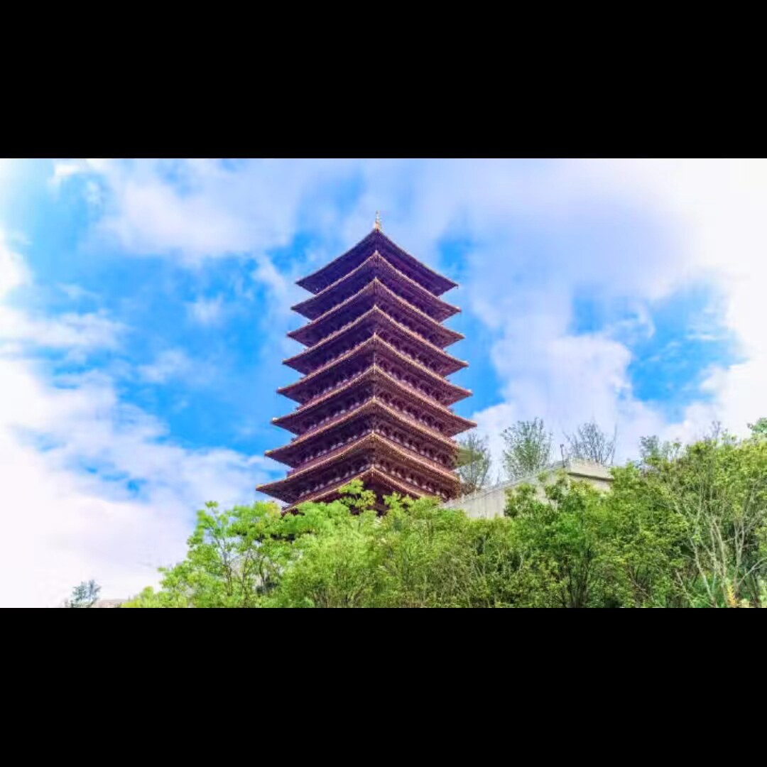 【秋季出行】总统府+报恩寺+牛首山+夫子庙+老门东南京一日游