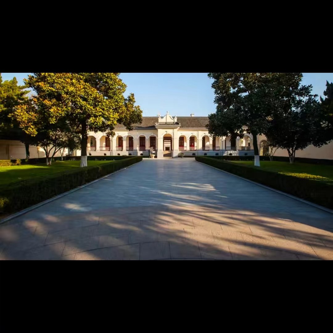 【秋季出行】总统府+报恩寺+牛首山+夫子庙+老门东南京一日游