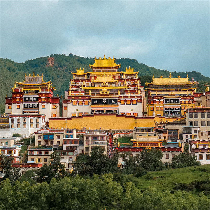 香格里拉+梅里雪山2天1晚纯玩小团 飞来寺雾浓顶邂逅日照金山