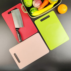 Plastic Cutting Board for Home Use, Durable, Mildew-Resistant, Kitchen Dormitory Board, Food-Grade Chopping Board, Small Cutting Board for Cutting Fruits