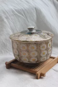 九谷祥花作、古九谷、昭和　蓋付きポット値下げ❗️ 九谷祥花作、古九谷、昭和 蓋付きポット値下げ❗️ 九谷昭和- Top 100