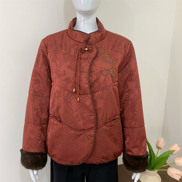 Mom's winter down jacket 2025 new middle-aged and elderly women's clothing autumn and winter cotton coat jacket animal year red cotton jacket