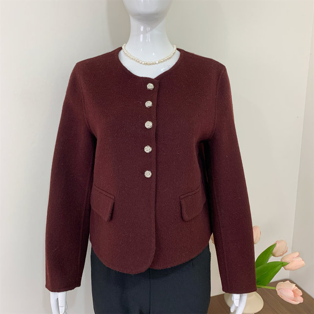 Small wool wool coat for women short 2025 autumn and winter new high-end mother temperament age-reducing wool top