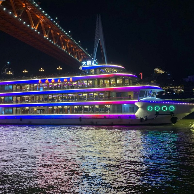 重庆市区市内一日游渣滓洞白公馆洪崖洞解放碑磁器口李子坝轻轨