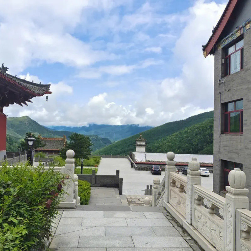 太原旅游到五台山五爷庙殊像寺罗睺寺祈福一日游含车费门票午餐