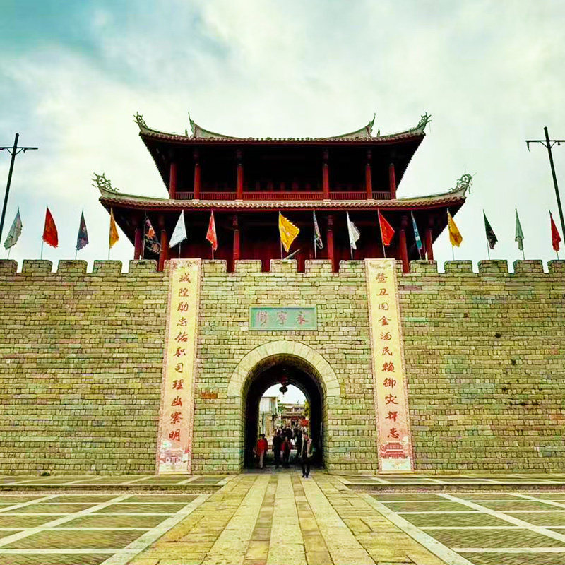 厦门旅游泉州石狮洛伽寺+蟳埔村+晋江梧林古村落一日游8人精品团