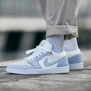 
Nike NIKE men's shoes AIR JORDAN 1 retro basketball shoes low top sneakers Little Paris CV3043-100