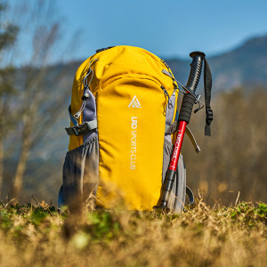 
Men's and Women's New Hiking Outdoor Mountaineering Bag 22L Lightweight Waterproof Sports Contrast Color Backpack Travel Backpack