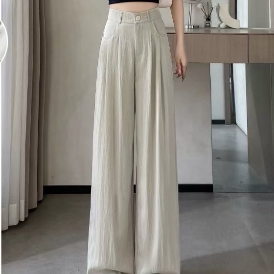 
C-06 New type of bottoming shirt from the first store [subject to the introduction in the live broadcast room]