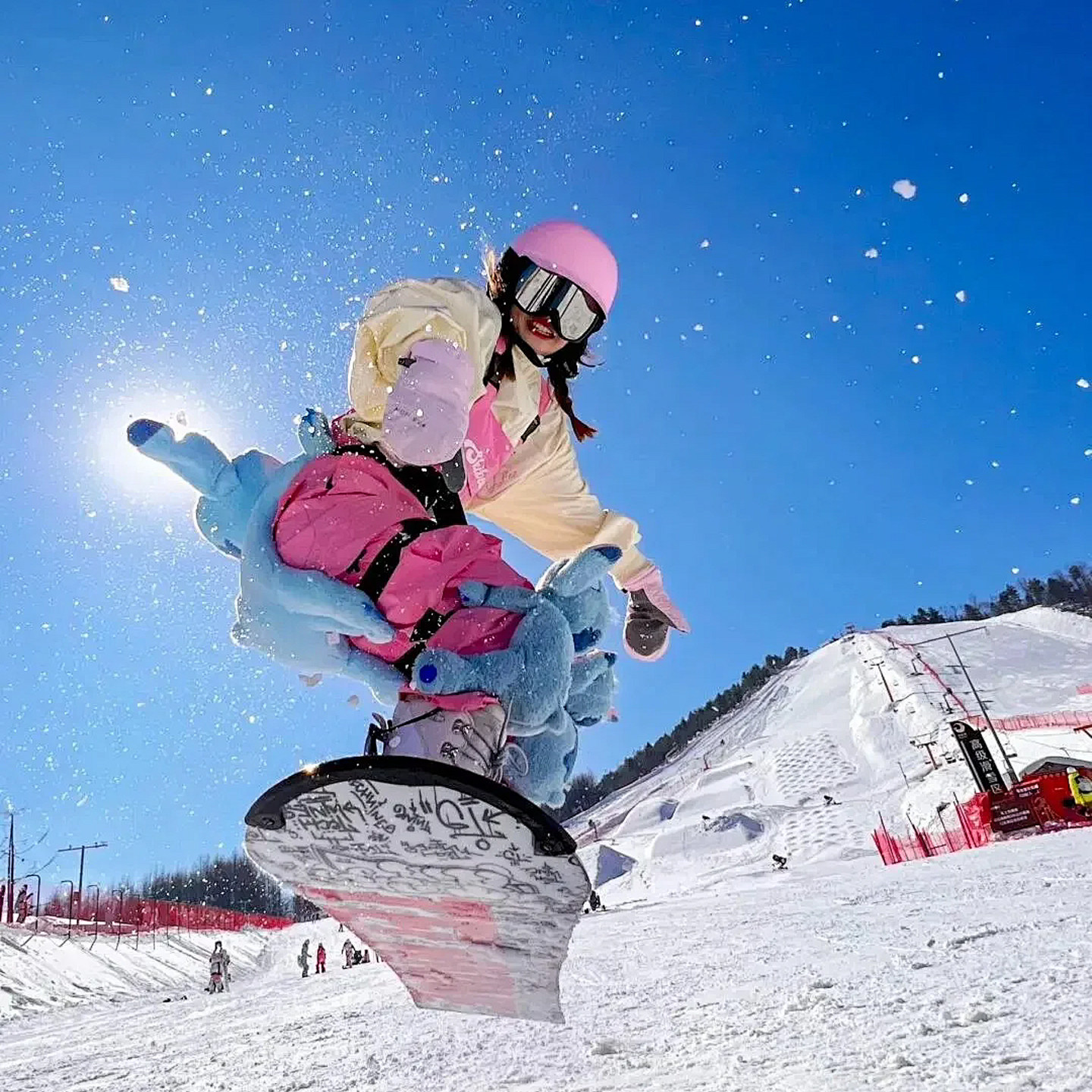 雪乡内双人炕哈尔滨雪乡长白山长春6日游滑雪温泉漂流高标团餐