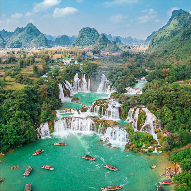 南宁崇左旅游德天瀑布明仕田园峒那屿湾一日游包车私家纯玩跟团游