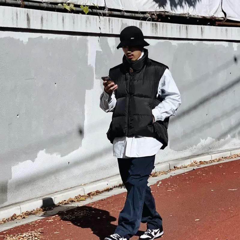MekUk] 男士户外马甲 まずく 馬のクランプ複数のポケットの肩の夏の