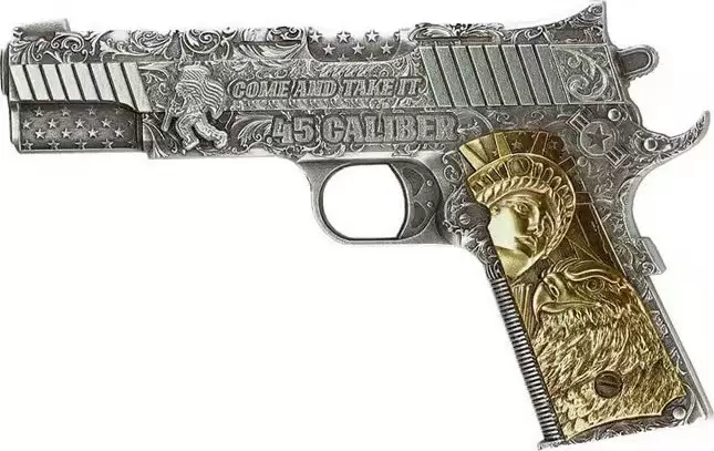 期货乍得2024年美国M1911（45手枪）异形立体2盎司银币仿古镀金版 
